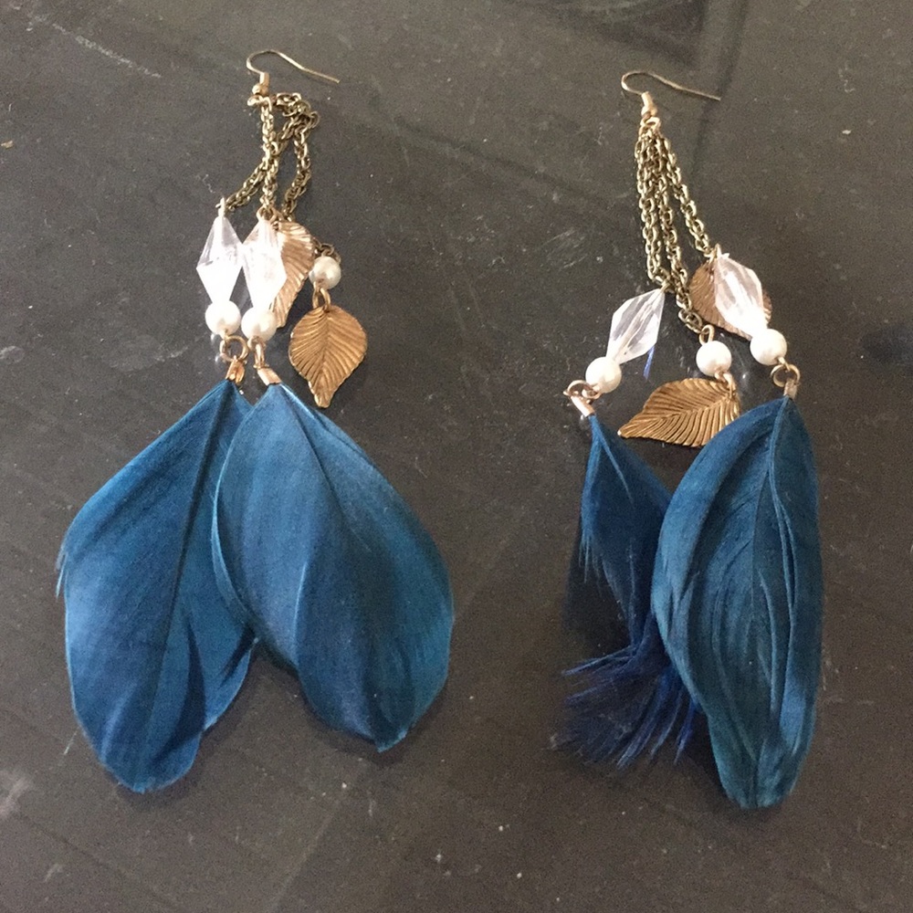 🌻 Turquoise feather earrings